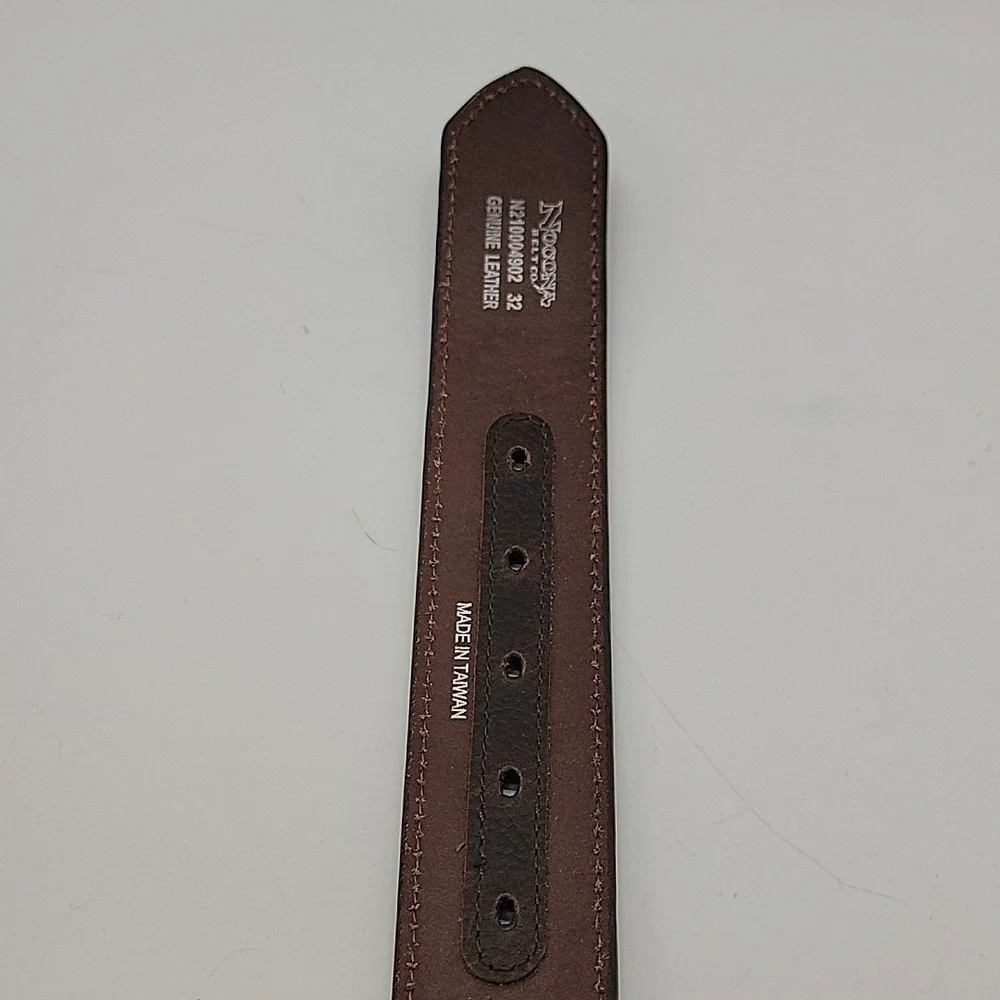 Nocona Belt Co. Silver Western Belt Size‎ 32 Two-tone Leather Brown Star Concho
